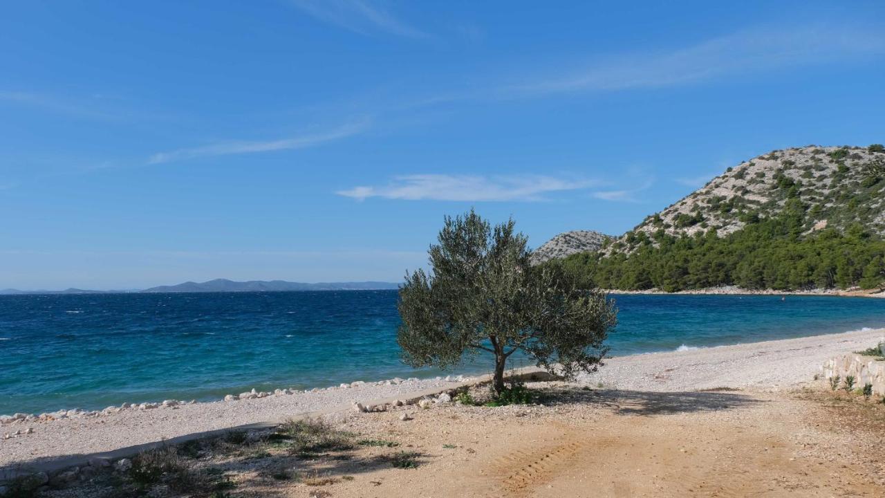 Camp Buqez 45 - Villa Artica Pakoštane Esterno foto